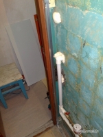 remont-vannoi-i-tualeta-iz-atseida-shifera-plastikovymi-panelyami-pvh-211220111380~0.jpg