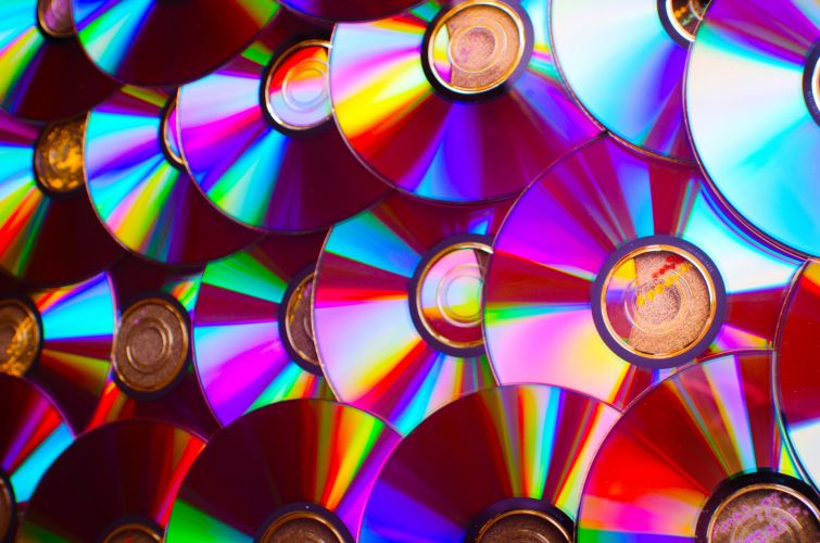 Подробнее о "Применение старых компакт-дисков"