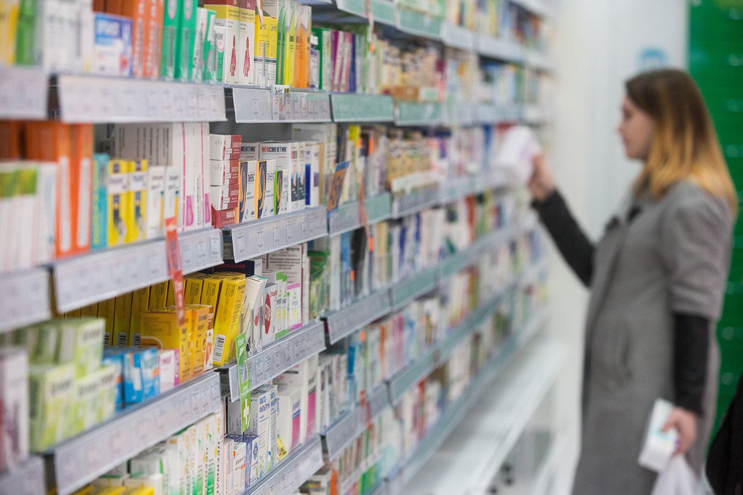 Подробнее о "Контроль за хранением лекарственных препаратов в аптеках"