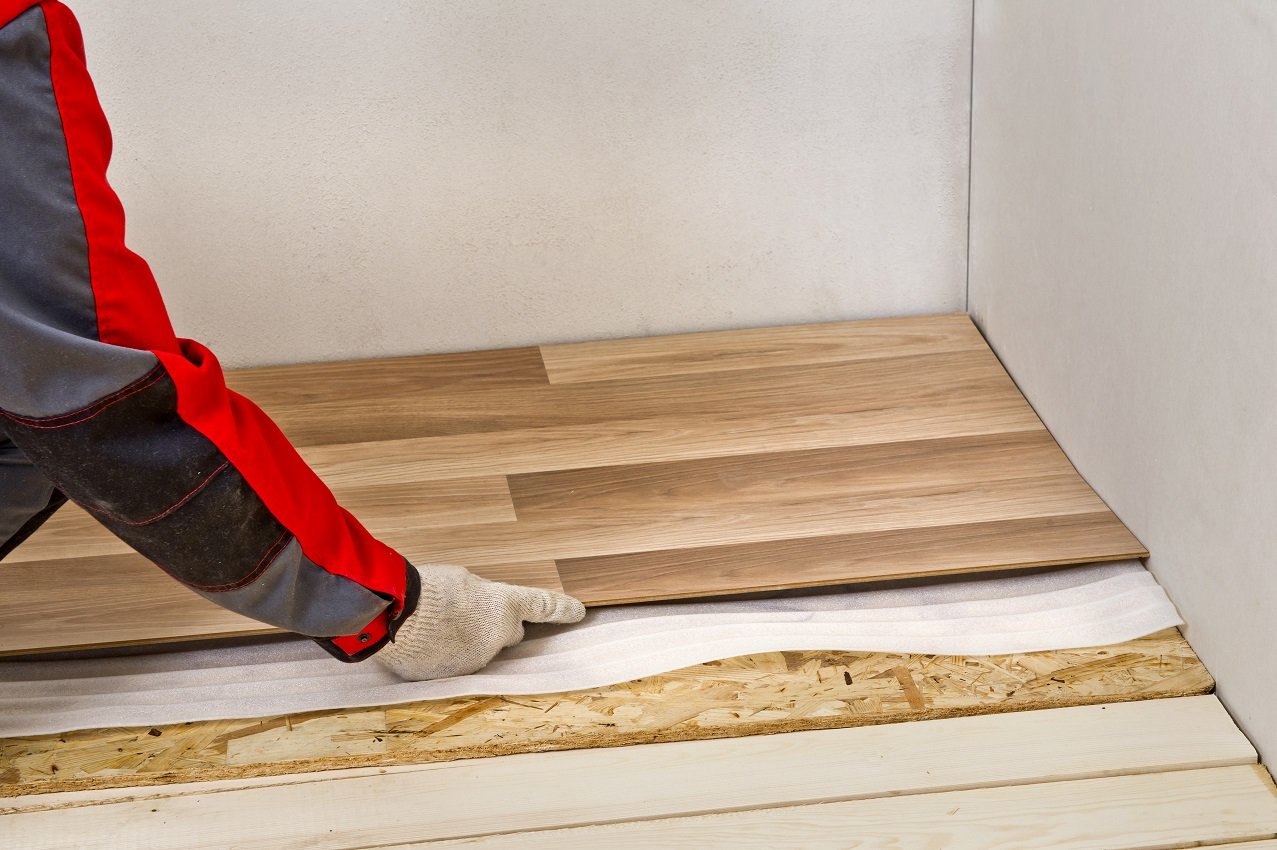 Подробнее о "Теплый пол холодной зимой: как выбрать и установить утеплитель"