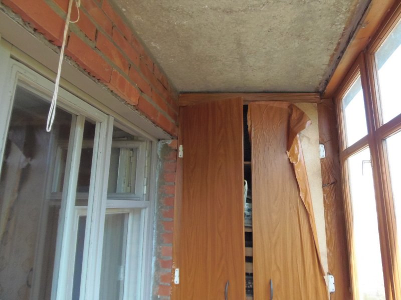 Отделка балкона от СБК-ремонт