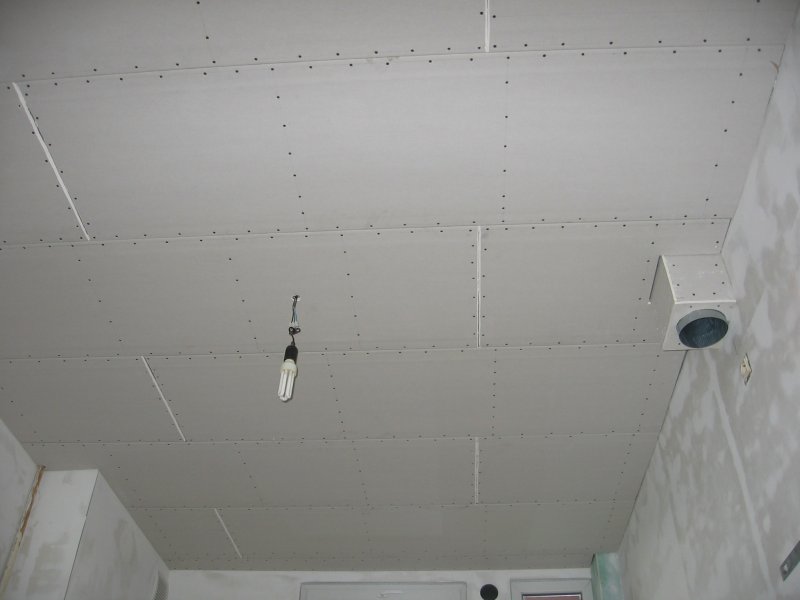 Ремонт на кухне. Потолок. 022