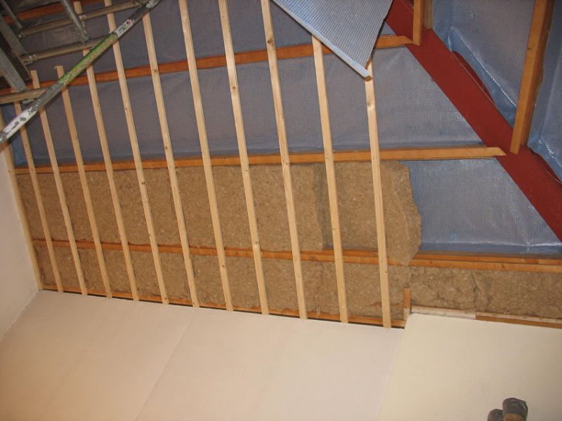 uteplenie-kryishi-iznutri-svoimi-rukami-