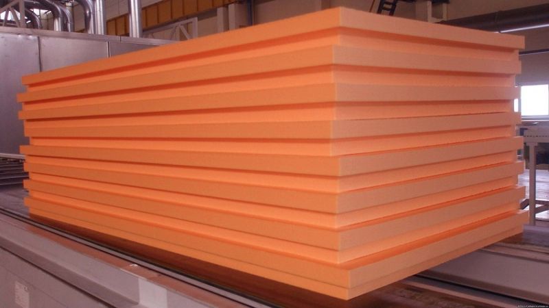 kakoy-uteplitel-luchshe-dlya-kryishi-raz