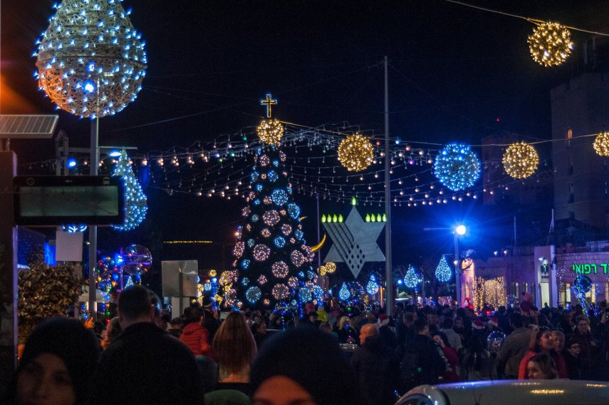 ChristmasHaifa_01.thumb.jpg.152739434dc42543e78e51fd5f9fb4f9.jpg