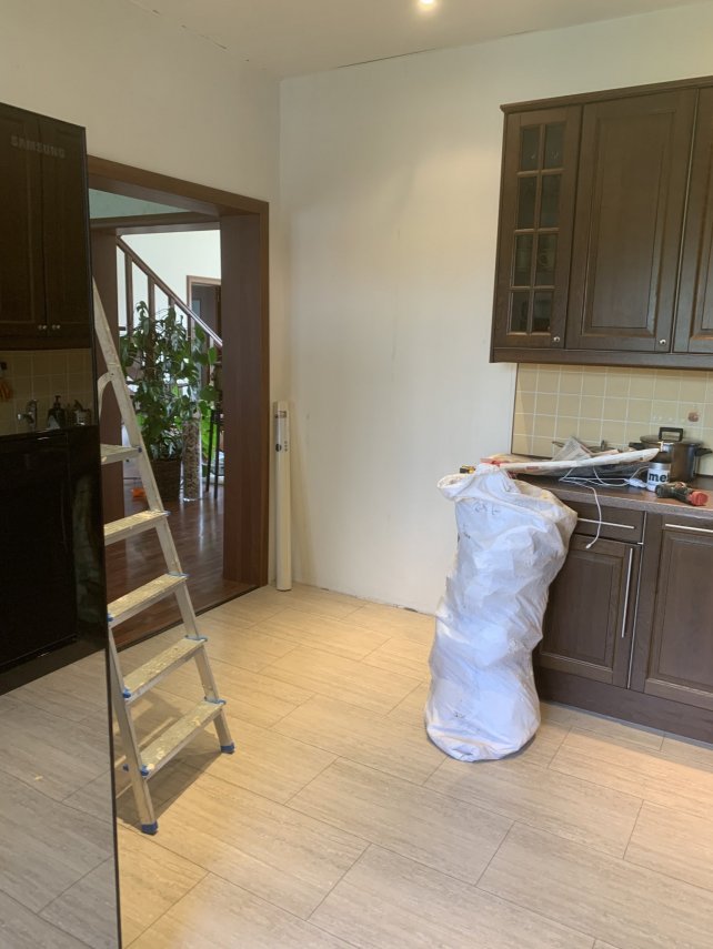 90521015-08FF-4A71-BCE3-0B301A94E243