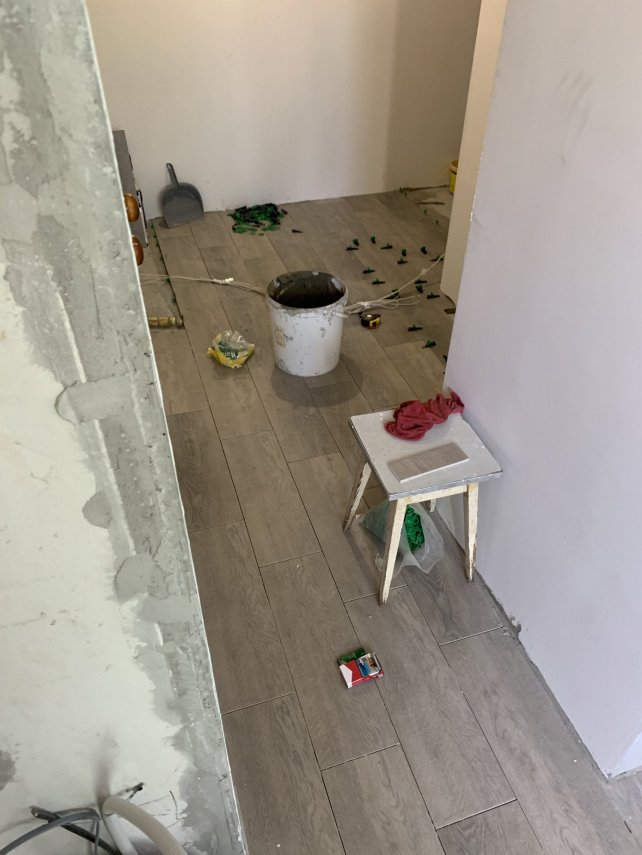 AB96C5AA-0611-4007-B3C4-3119F5E85556