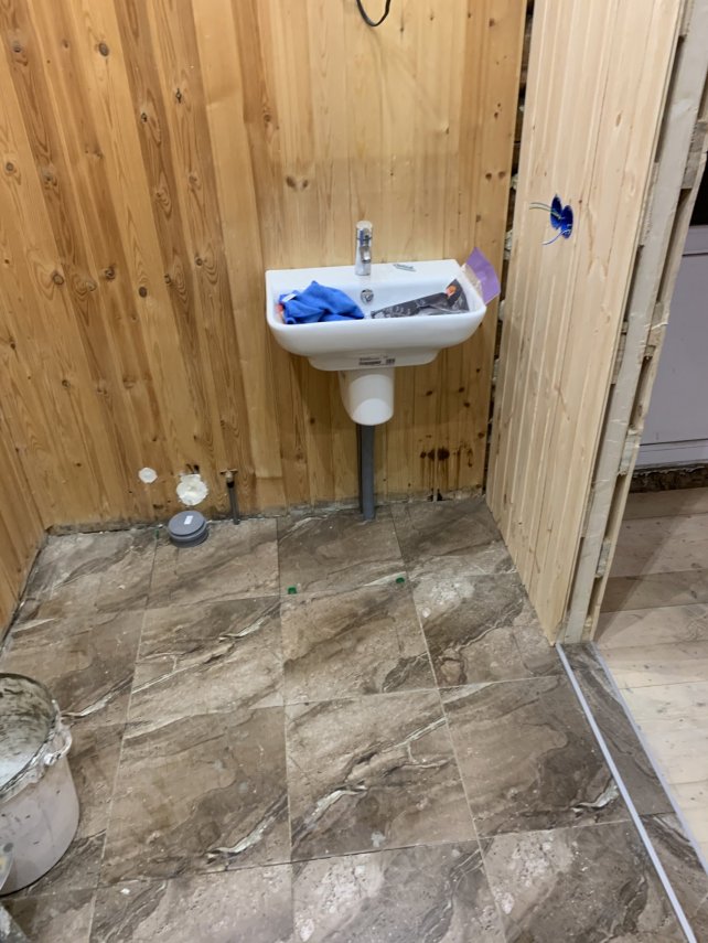 3400F3D2-EBA2-4EC9-8E6E-0F2AF4F7AFE9