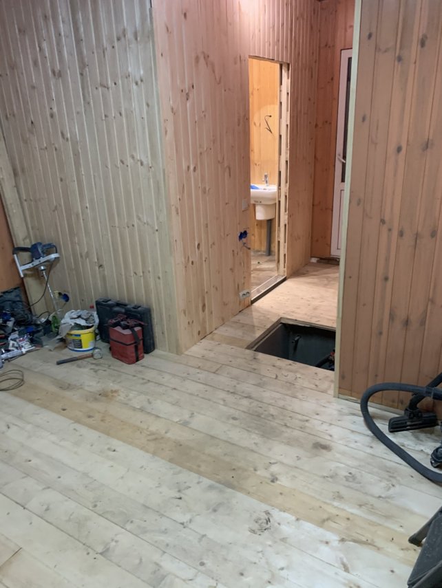 508CFC5E-0753-4A98-9C9A-6B51FEDEFCB7