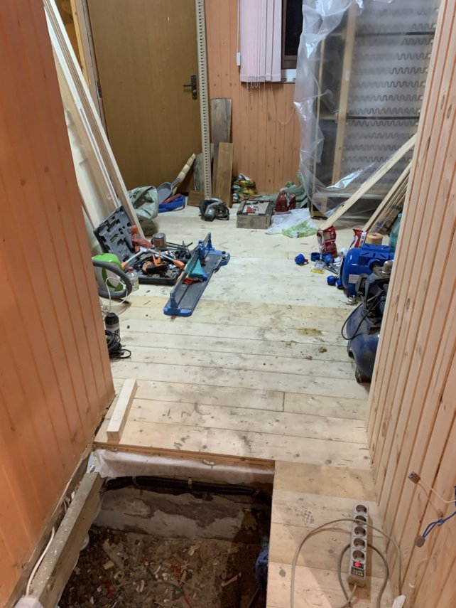 58ABD516-E75C-4D1C-ABDD-557E8F1C5BE8