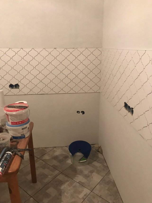 7B2E7B70-A636-45D0-9C4E-C133E35464D9