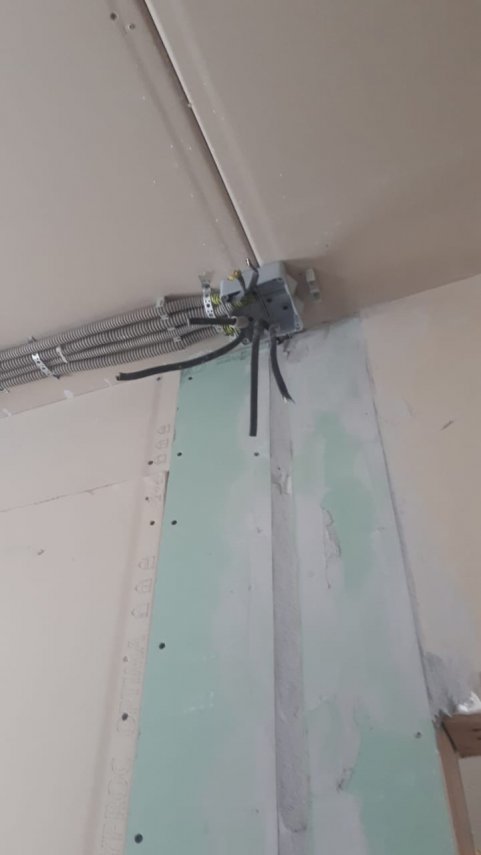 5d010525-9e93-4681-9026-8c58a08147e1