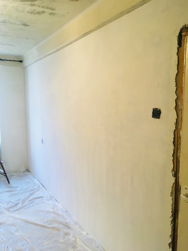 88C05306-863D-4C32-82B1-32C1A76423B6