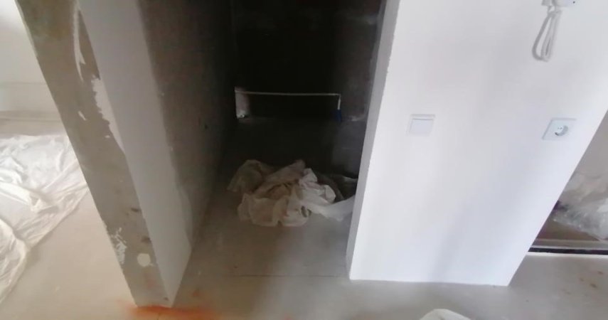 7565F32E-1B34-4960-B05A-F8E9E3F1E113