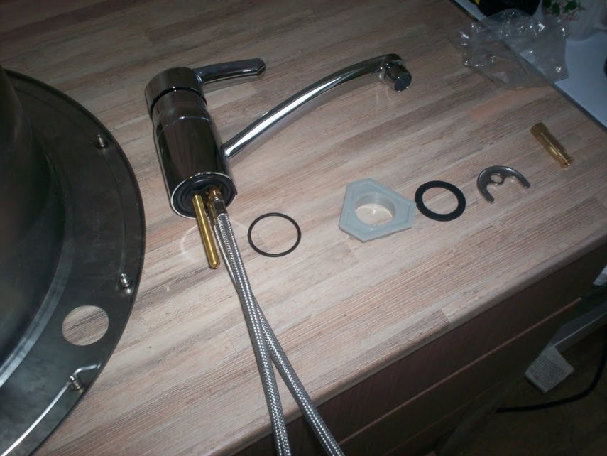 Кухонный смеситель