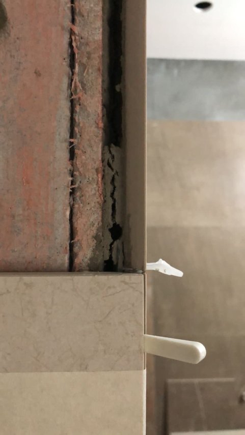 c0d93f8d-aad1-4099-bad4-58e75606ff3b