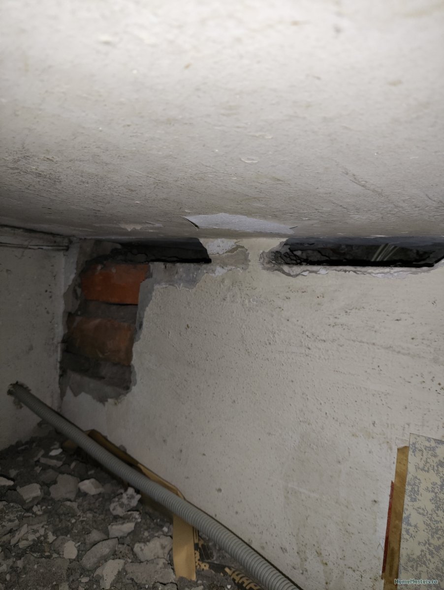 Подробнее о "Стена в хрущевке"