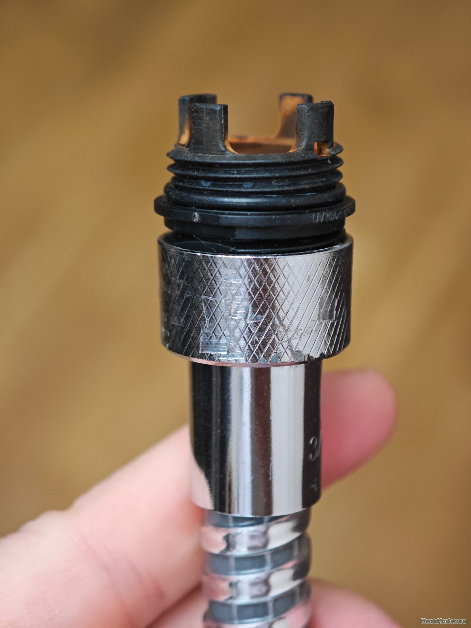 Подробнее о "Дивертор hansgrohe застрял в душевом шланге"