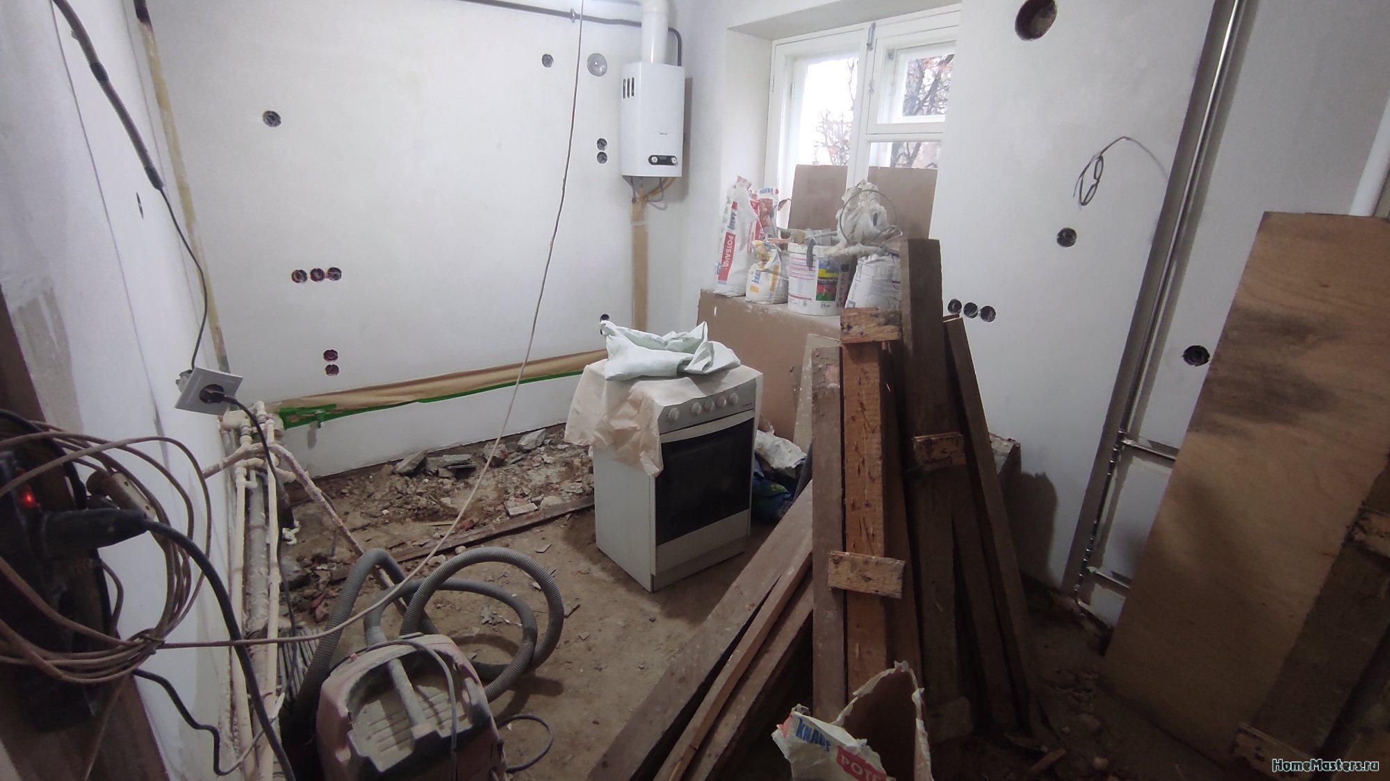 Подробнее о "Пол в квартире стяжка + деревянный"