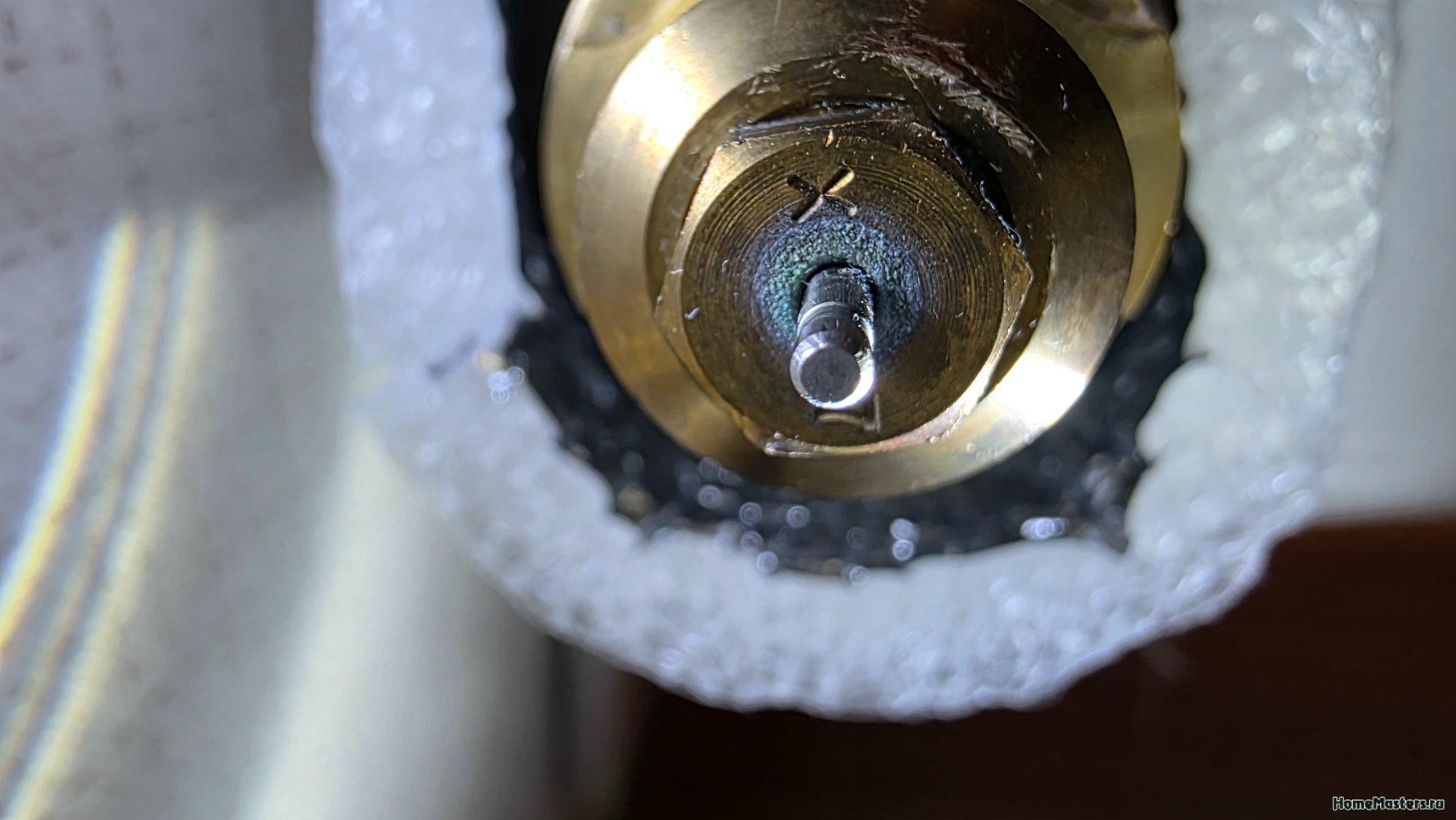 Подробнее о "Термостат перестал регулировать температуру батареи."